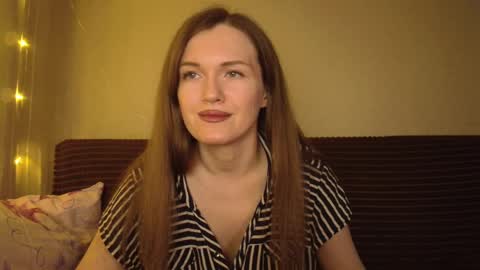 Snapshot of dixiemiller chatting on December 2024 08:58:02 PM Dixiemiller online show from December 2024 08:58:02 PM