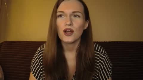 Snapshot of dixiemiller chatting on December 2024 04:33:02 AM Dixiemiller online show from December 2024 04:33:02 AM