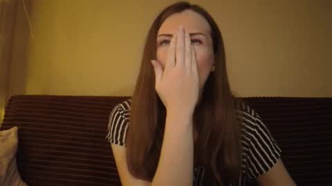 Snapshot of dixiemiller chatting on January 2025 04:28:02 AM Dixiemiller online show from January 2025 04:28:02 AM