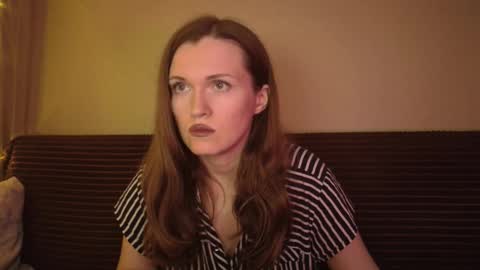 Snapshot of dixiemiller chatting on January 2025 06:48:01 PM Dixiemiller online show from January 2025 06:48:01 PM