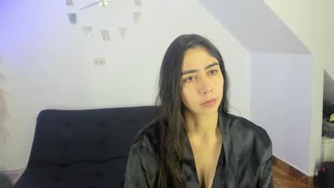 Snapshot of dixmel chatting on May 2026 01:14:02 AM DIXMEL online show from May 2026 01:14:02 AM