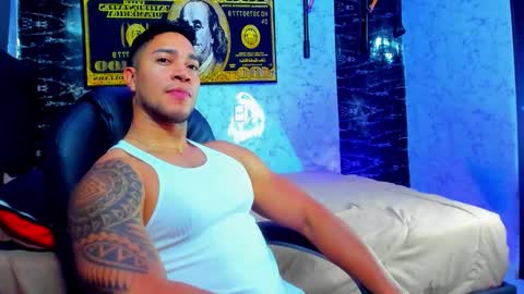 Dixon online show from October 2025 02:36:02 AM