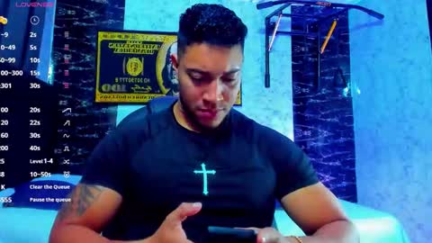 Dixon online show from October 2025 02:41:01 AM