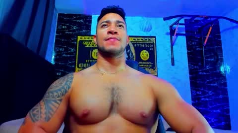 Dixon online show from November 2025 03:27:01 AM