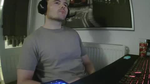 Snapshot of djdurden chatting on September 2025 10:58:02 PM DJDurden online show from September 2025 10:58:02 PM