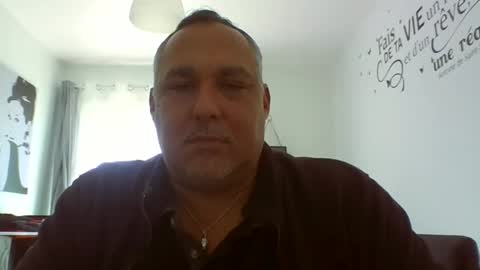 djeauzy77 online show from April 2026 12:17:02 PM