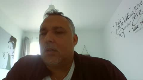 djeauzy77 online show from April 2026 08:42:01 AM