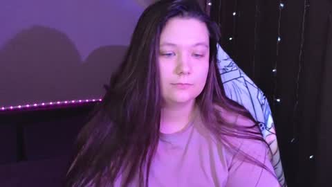 Snapshot of djennapalme chatting on January 2025 01:20:02 PM Jenia online show from January 2025 01:20:02 PM