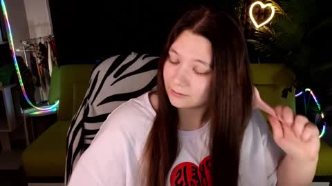 Snapshot of djennapalme chatting on January 2025 01:43:02 AM Jenia online show from January 2025 01:43:02 AM