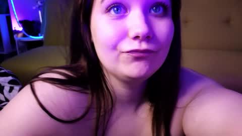 Snapshot of djennapalme chatting on January 2025 12:22:02 PM Jenia online show from January 2025 12:22:02 PM