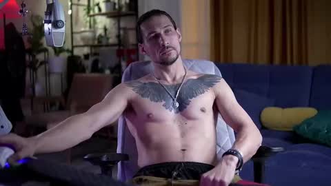 Snapshot of dl_raven chatting on September 2025 05:56:01 AM Silverhand online show from September 2025 05:56:01 AM