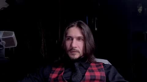 Snapshot of dl_raven chatting on April 2026 04:37:01 PM Silverhand online show from April 2026 04:37:01 PM