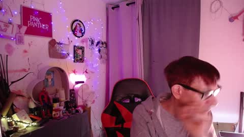 Snapshot of dlacarra chatting on December 2024 01:26:02 AM David Lucky 13  online show from December 2024 01:26:02 AM