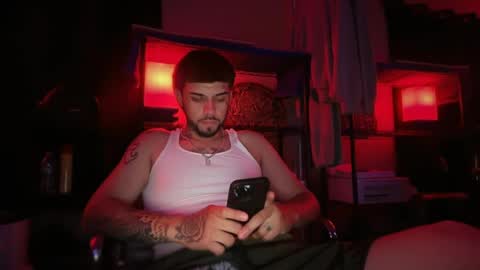 Snapshot of dluxfilms chatting on August 2026 06:01:02 AM dluxfilms online show from August 2026 06:01:02 AM