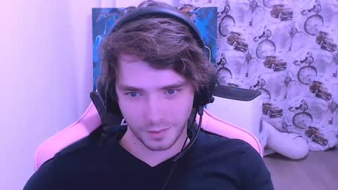 Snapshot of dmitryromanov chatting on November 2025 12:40:02 PM Dead A online show from November 2025 12:40:02 PM