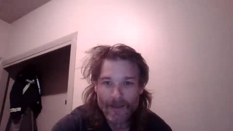 Snapshot of dngl264699 chatting on October 2025 05:07:02 AM ImperviousAnchored online show from October 2025 05:07:02 AM