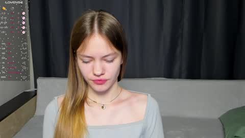 Polly and Kiriko online show from December 2024 11:16:01 PM