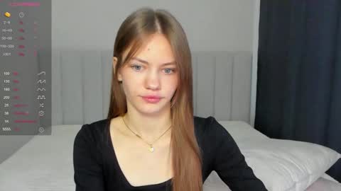 Polly and Kiriko online show from September 2025 04:25:01 AM