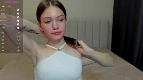 Polly and Kiriko online show from June 2026 05:04:01 PM