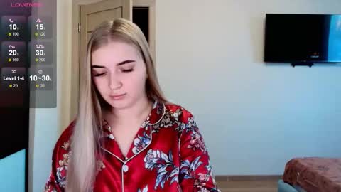 Snapshot of do_u_want_alice chatting on October 2025 05:21:02 AM Alice online show from October 2025 05:21:02 AM