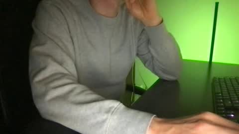 doctor_luv_69 online show from April 2026 09:05:01 PM