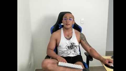 Snapshot of doctorgymxxx95 chatting on September 2025 01:49:01 PM DoctorGymxxx95 online show from September 2025 01:49:01 PM