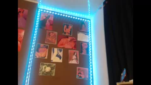 doeschi_fox online show from April 2026 02:46:02 AM