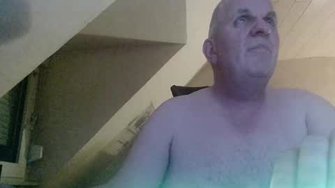 doggy2629 online show from November 2025 05:24:01 PM