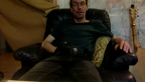 Snapshot of dogstarmanitee chatting on October 2025 08:34:02 AM dogstarmanitee online show from October 2025 08:34:02 AM