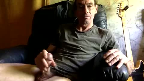 dogstarmanitee online show from December 2025 04:51:01 AM