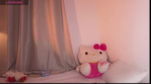 Snapshot of dolceangel__ chatting on March 2026 02:04:01 AM Blair online show from March 2026 02:04:01 AM