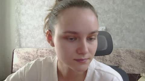 dolcezza_ online show from May 2026 11:51:01 AM