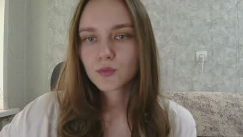 dolcezza_ online show from June 2026 02:17:02 PM