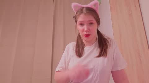 Ann online show from April 2026 07:33:01 PM