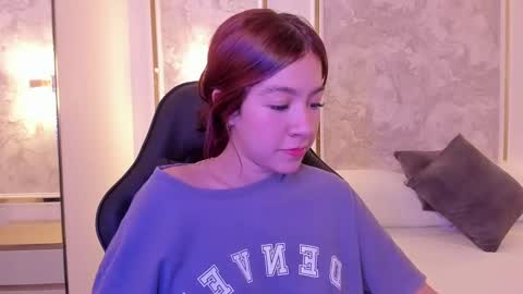 Snapshot of doll_eyeess_ chatting on September 2025 03:08:02 AM D online show from September 2025 03:08:02 AM