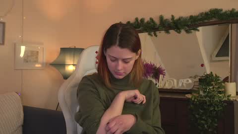 Snapshot of doll_lesli chatting on December 2024 02:37:01 PM Your doll Lesli online show from December 2024 02:37:01 PM