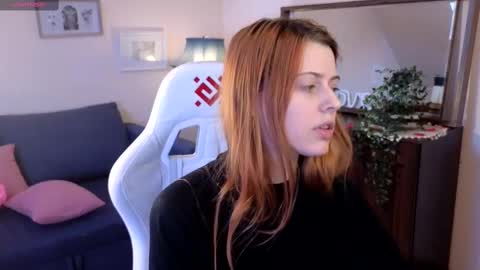 Snapshot of doll_lesli chatting on March 2025 02:23:02 PM Your doll Lesli online show from March 2025 02:23:02 PM