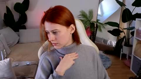 Snapshot of doll_lesli chatting on September 2025 06:28:02 AM Your doll Lesli online show from September 2025 06:28:02 AM