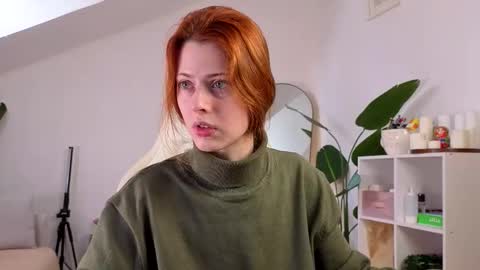 Snapshot of doll_lesli chatting on October 2025 09:23:01 AM Your doll Lesli online show from October 2025 09:23:01 AM