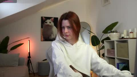 Your doll Lesli online show from March 2026 12:33:02 PM