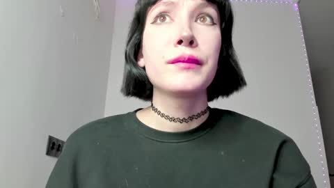 Kira online show from January 2025 02:17:02 PM