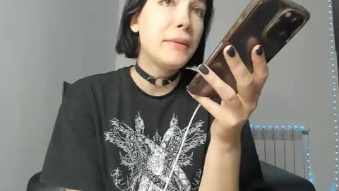 Kira online show from February 2025 12:47:02 AM