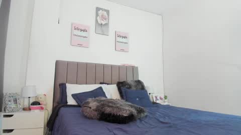 Snapshot of doll_oriana chatting on December 2024 03:37:01 PM doll_oriana online show from December 2024 03:37:01 PM
