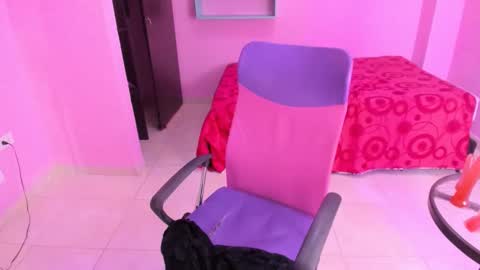 doll_slut_squirt online show from May 2026 05:10:02 PM