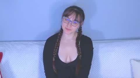 Tessa online show from February 2026 04:06:01 PM