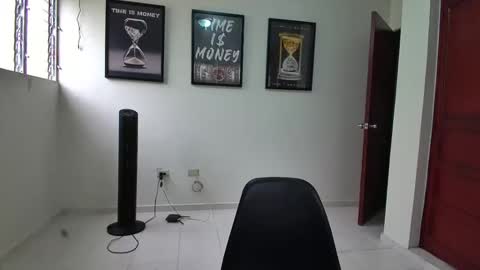 DollarHot30 online show from February 2026 12:26:01 PM