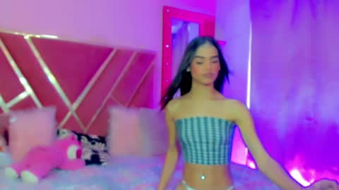dollcute_latin online show from May 2026 04:01:02 PM