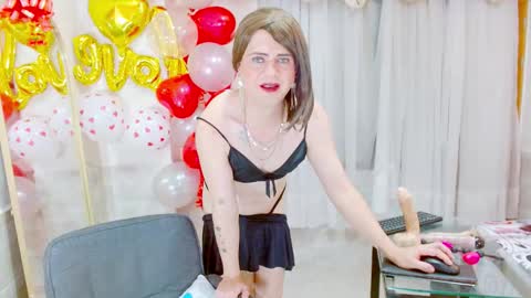 Snapshot of dolldirtyxxx1 chatting on February 2026 07:54:01 PM ilona online show from February 2026 07:54:01 PM