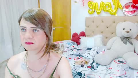 Snapshot of dolldirtyxxx1 chatting on February 2026 05:08:01 AM ilona online show from February 2026 05:08:01 AM