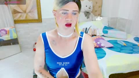 Snapshot of dolldirtyxxx1 chatting on April 2026 05:14:01 AM ilona online show from April 2026 05:14:01 AM